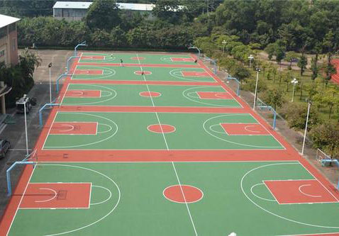 跟普通PU球場比，硅PU球場的優(yōu)點和缺點是什么？